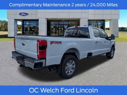 New 2026 Ford F250 Lariat w/ Lariat Premium Package