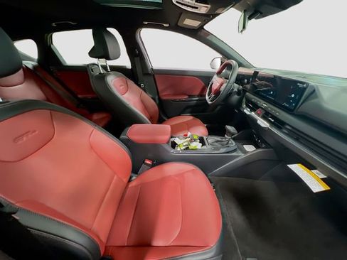 New 2025 Kia K4 GT-Line image 29