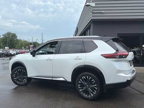 Used 2024 Nissan Rogue Platinum w/ Platinum Premium Package AWD/4WD image 10