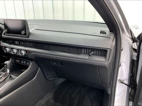 Certified 2025 Honda CR-V Sport image 18