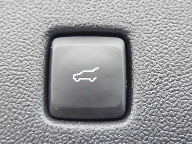 Used 2023 Ford Escape ST-Line w/ Tech Pack #1 FWD image 19