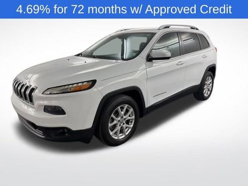 Used 2016 Jeep Cherokee Latitude w/ Comfort & Sound Group image 4