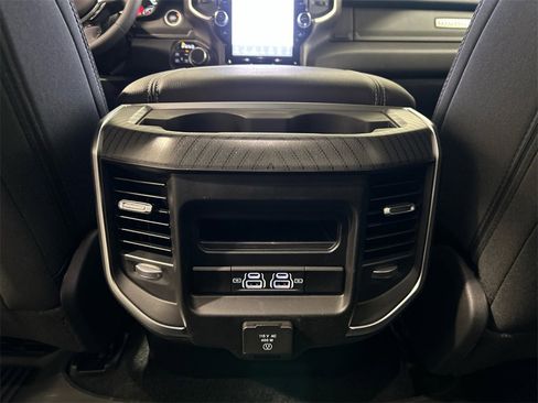 Used 2025 RAM 1500 Big Horn image 31