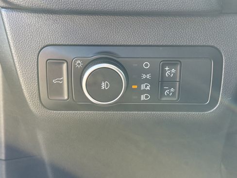 Used 2023 Ford Escape Platinum w/ Premium Technology Package image 57