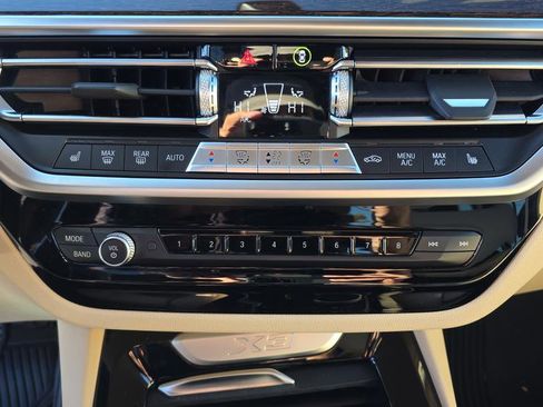 Used 2022 BMW X3 xDrive30i w/ Premium Package 2 image 27