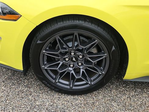 Used 2021 Ford Mustang Premium RWD image 7