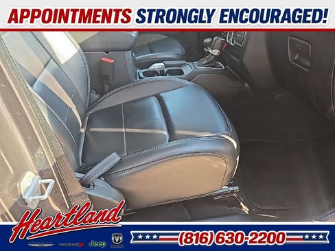Used 2018 Jeep Wrangler Unlimited Sahara AWD/4WD image 72