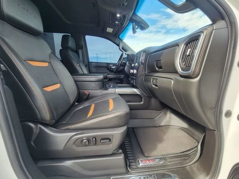 Used 2021 GMC Sierra 1500 AT4 w/ AT4 Premium Package image 17