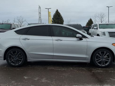 Used 2018 Ford Fusion S w/ Equipment Group 101A image 9