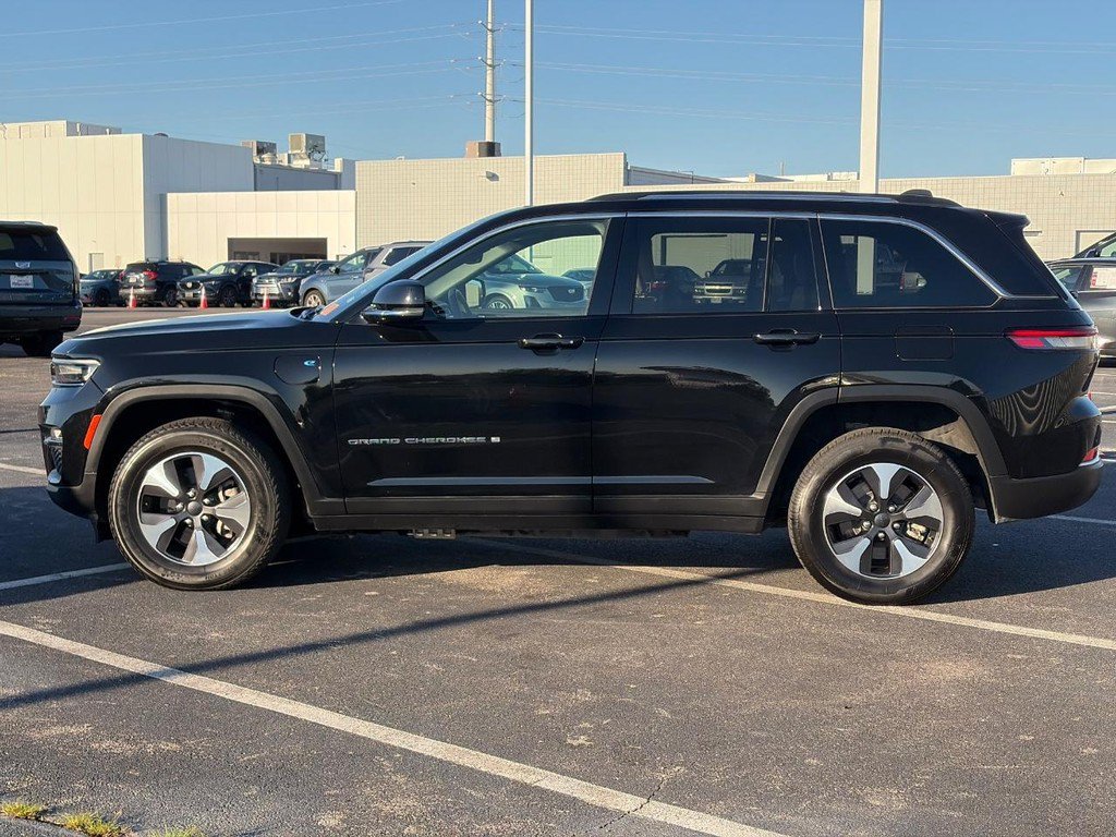 Used 2024 Jeep Grand Cherokee Limited 4xe AWD/4WD image 7