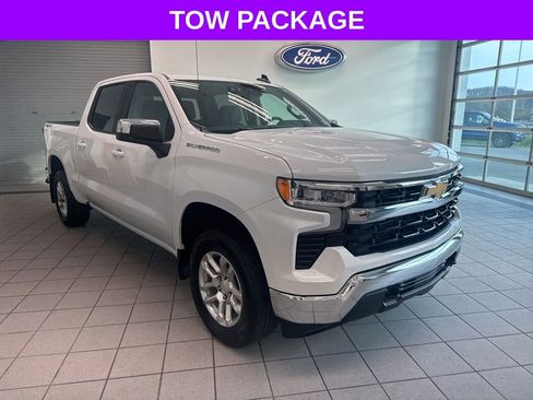 Used 2024 Chevrolet Silverado 1500 LT AWD/4WD image 1