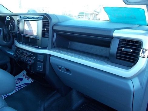 Used 2023 Ford F350 XL AWD/4WD image 11