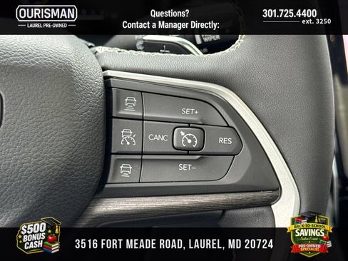 Used 2023 Jeep Grand Cherokee Limited AWD/4WD image 25