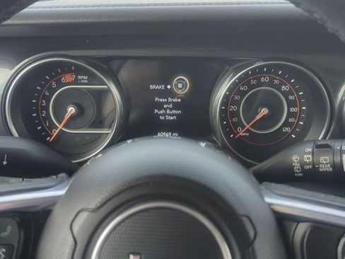 Used 2021 Jeep Wrangler Unlimited Sahara image 16