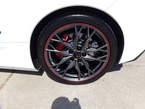 Used 2024 Chevrolet Corvette Stingray Preferred Cpe w/ Z51 Performance Package RWD image 10