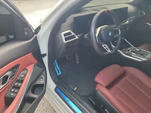 Used 2025 BMW M340i xDrive AWD/4WD image 12