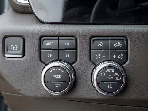 Used 2023 GMC Sierra 1500 SLT w/ SLT Premium Package image 15