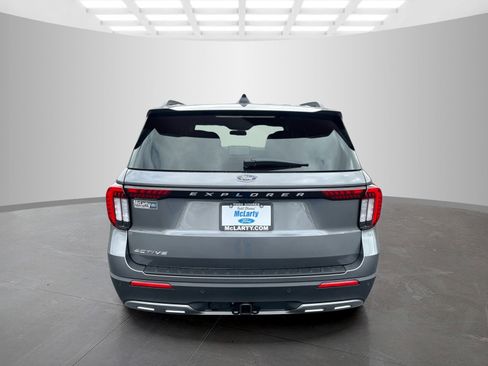 New 2025 Ford Explorer Active w/ Active Comfort Package image 5