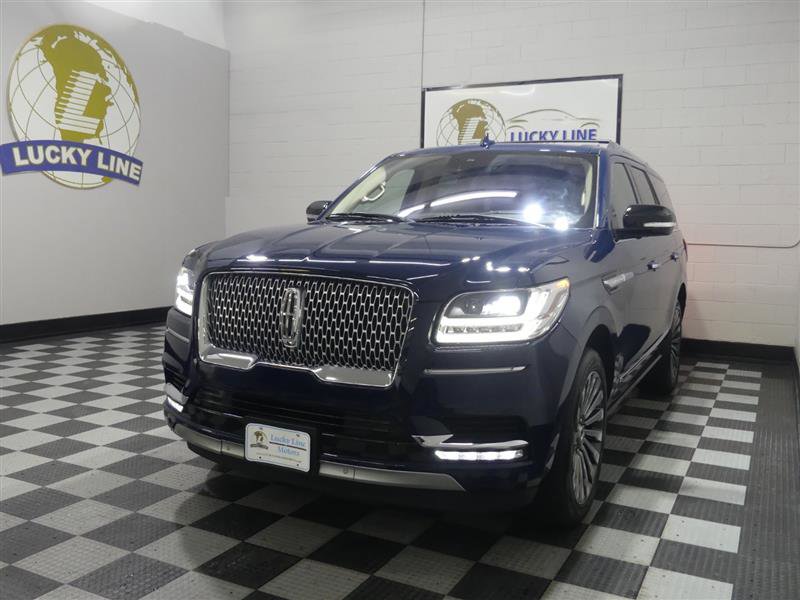 Used 2018 Lincoln Navigator Reserve w/ Technology Package AWD/4WD image 4