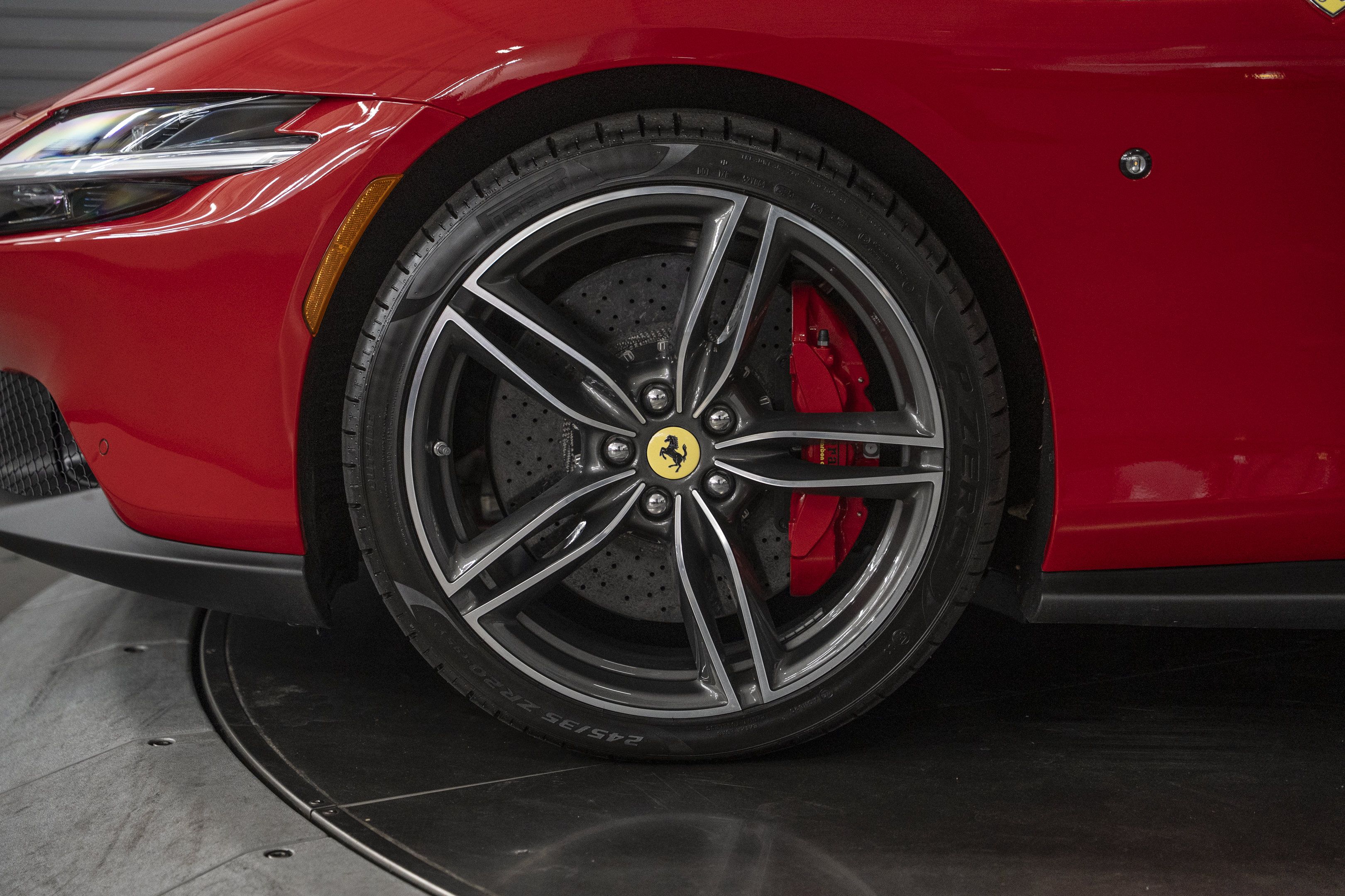 Used 2026 Ferrari Roma Spider RWD image 21