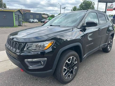Used 2018 Jeep Compass Trailhawk w/ Leather Interior Group AWD/4WD image 4
