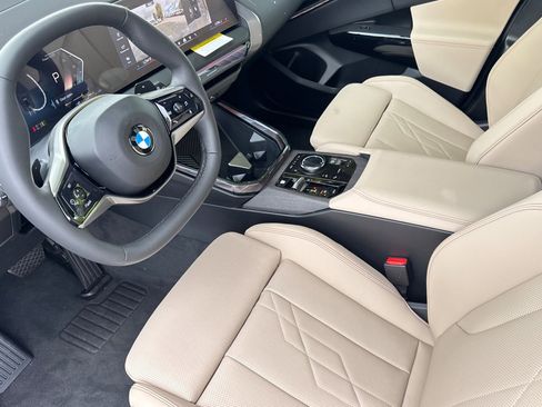 Used 2026 BMW X3 xDrive30 w/ Premium Package image 18