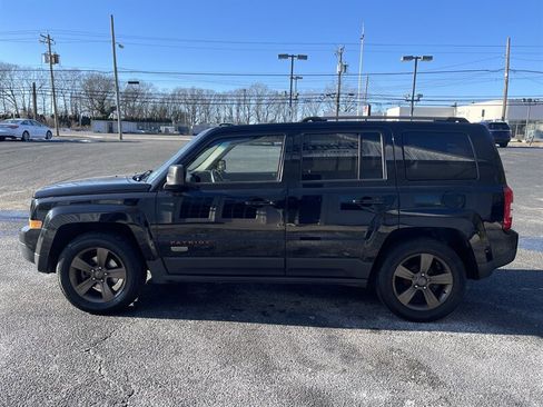 Used 2017 Jeep Patriot 75th Anniversary w/ Power Value Group image 5