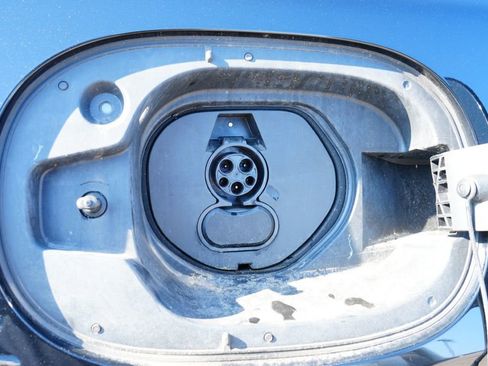 Used 2024 MAZDA CX-90 Plug-In Hybrid w/ Preferred image 19