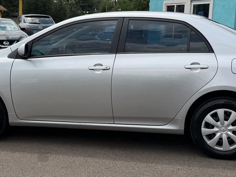 Used 2011 Toyota Corolla LE FWD image 6