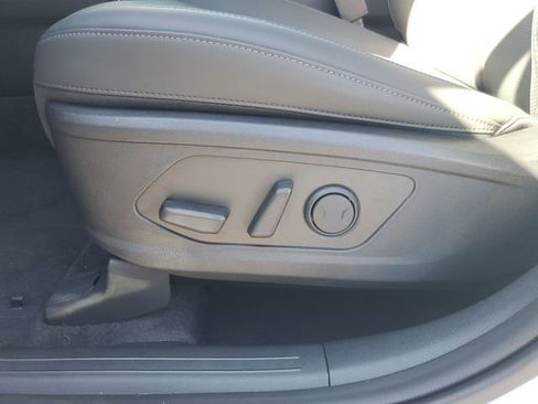 New 2026 Kia Sorento S w/ S Panoramic Sunroof Package FWD image 16