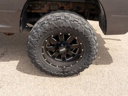 Used 2014 RAM 2500 Laramie w/ Convenience Group AWD/4WD image 11