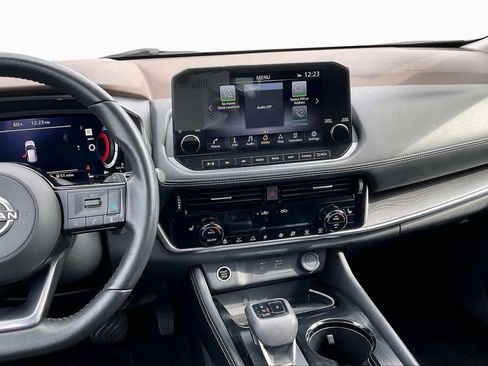 Used 2023 Nissan Rogue Platinum w/ Platinum Premium Package image 6