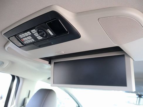 Used 2016 Honda Odyssey Touring Elite image 14