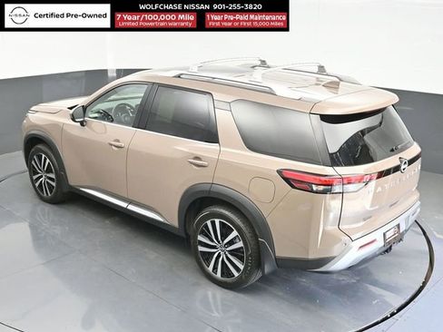 Certified 2025 Nissan Pathfinder Platinum w/ Cargo Package AWD/4WD image 30