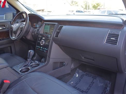 Used 2019 Ford Flex Limited image 12