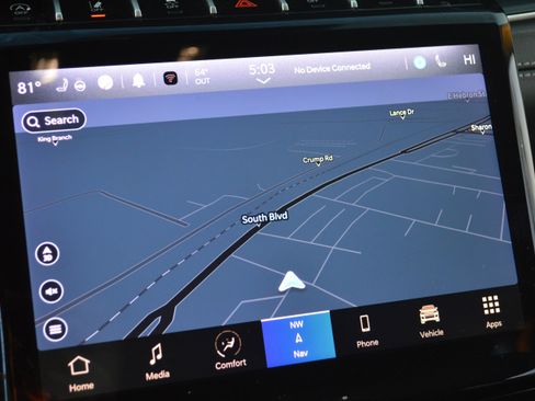 Used 2023 Jeep Grand Cherokee Limited w/ Luxury Tech Group II image 20