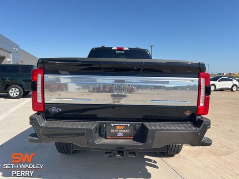New 2025 Ford F350 King Ranch w/ FX4 Off-Road Package image 5