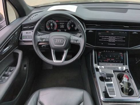 Used 2021 Audi Q7 3.0T Premium AWD/4WD image 18