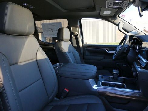 New 2026 Chevrolet Silverado 1500 LT Trail Boss w/ LT Trail Boss Premium Package AWD/4WD image 13