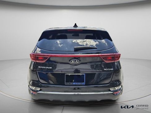 Certified 2022 Kia Sportage LX FWD image 6