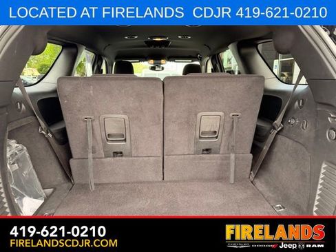 Used 2023 Dodge Durango R/T w/ Blacktop Package AWD/4WD image 9