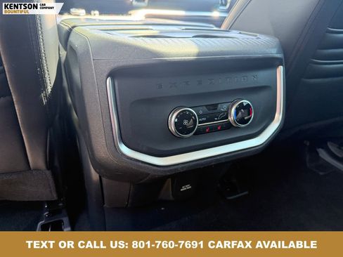 Used 2025 Ford Expedition Platinum AWD/4WD image 32