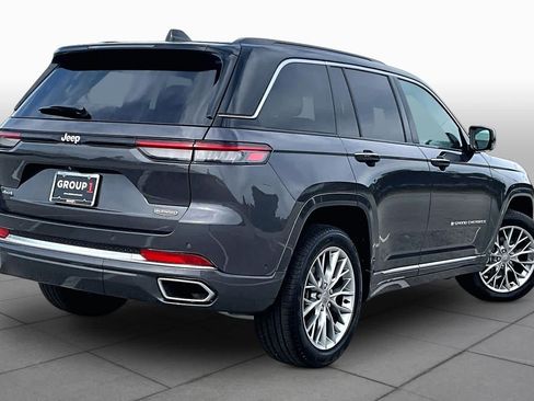 Used 2025 Jeep Grand Cherokee Summit AWD/4WD image 13