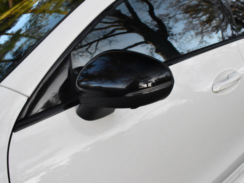 Used 2020 Mercedes-Benz CLA 250 image 16