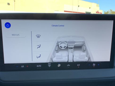 New 2025 Ford Maverick XL image 34