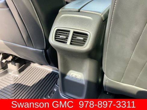 Certified 2022 Buick Envision Essence w/ Technology Package I AWD/4WD image 31