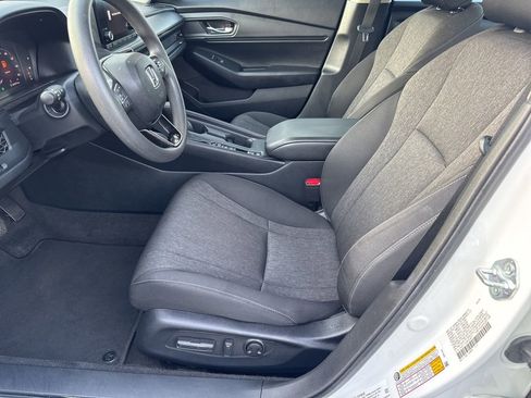 Used 2024 Honda Accord EX image 19