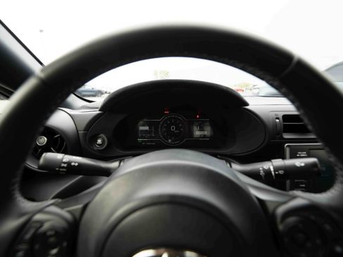 Used 2025 Toyota GR86 Premium w/ ALL Weather Mat Package (TMS) RWD image 15