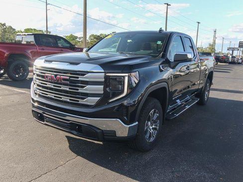 New 2026 GMC Sierra 1500 SLE w/ X31 Off-Road Package AWD/4WD image 3