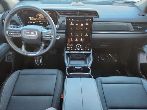 Used 2026 GMC Terrain AT4 w/ Technology Package II image 17